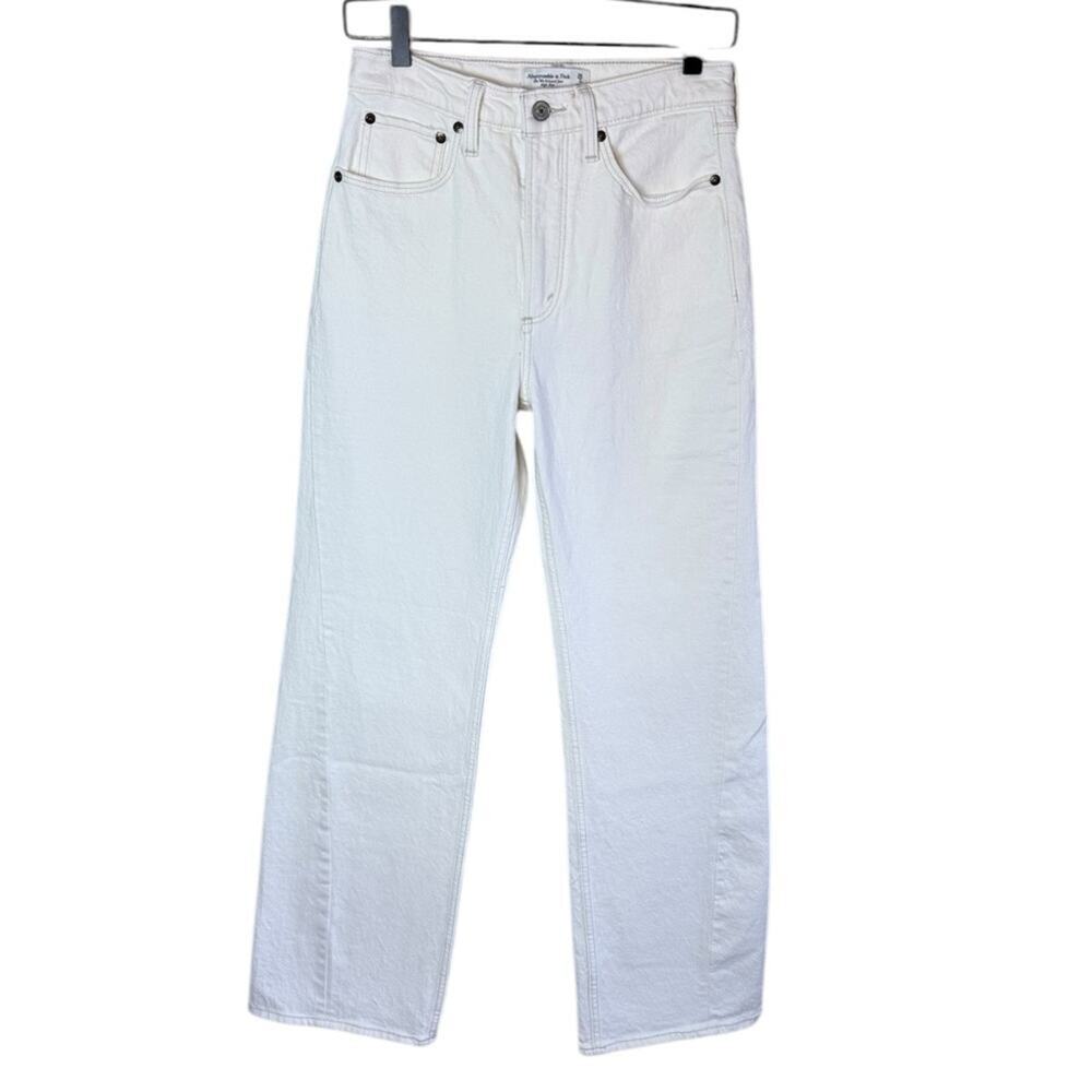 Abercrombie Women’s Sz 2 / 26 The ‘90’s Relaxed Jeans High Rise